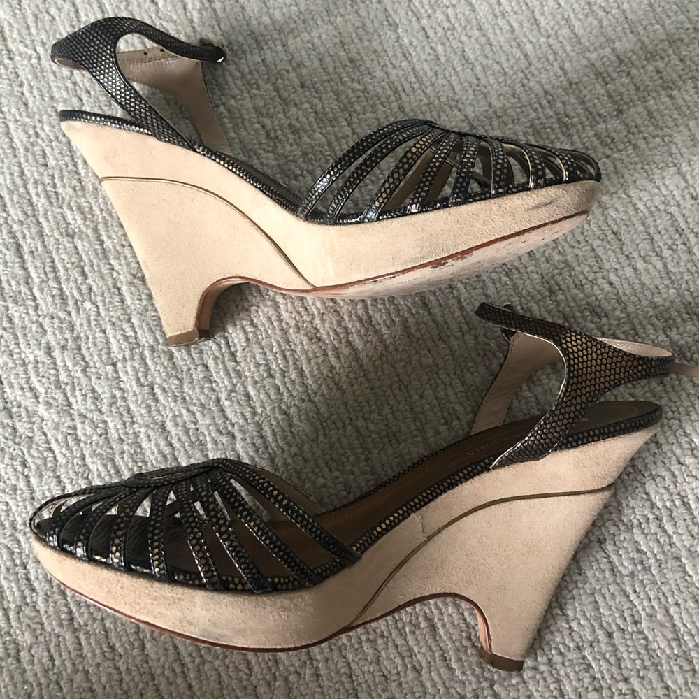 ✨Vintage✨ BCBG Strappy Wedge Heels